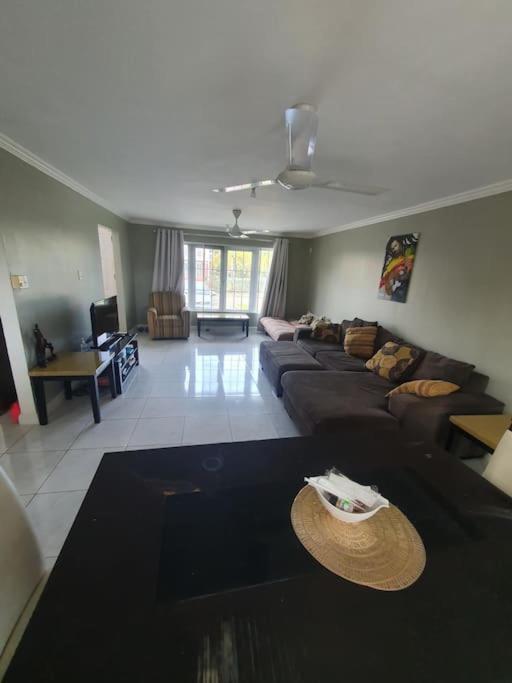 Townhouse By The Bay, Little Bay Country Club ,Negril Villa Orange Bay Екстериор снимка