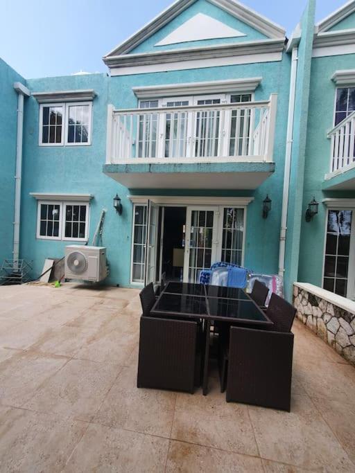 Townhouse By The Bay, Little Bay Country Club ,Negril Villa Orange Bay Екстериор снимка