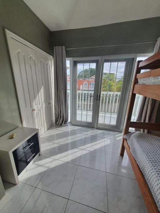 Townhouse By The Bay, Little Bay Country Club ,Negril Villa Orange Bay Екстериор снимка